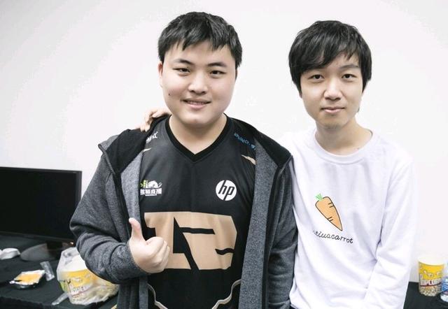 中占据了上 中占据了上