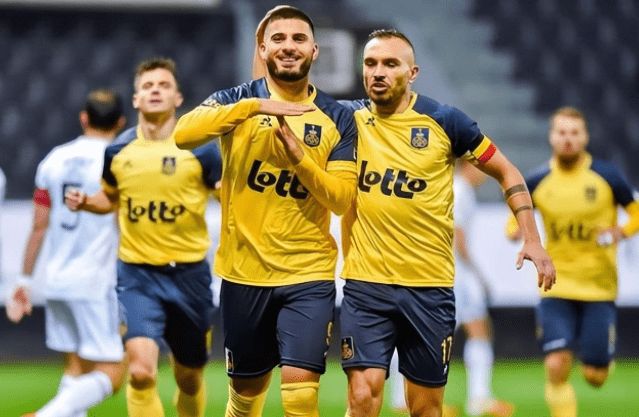 在现代足坛 在现代足坛