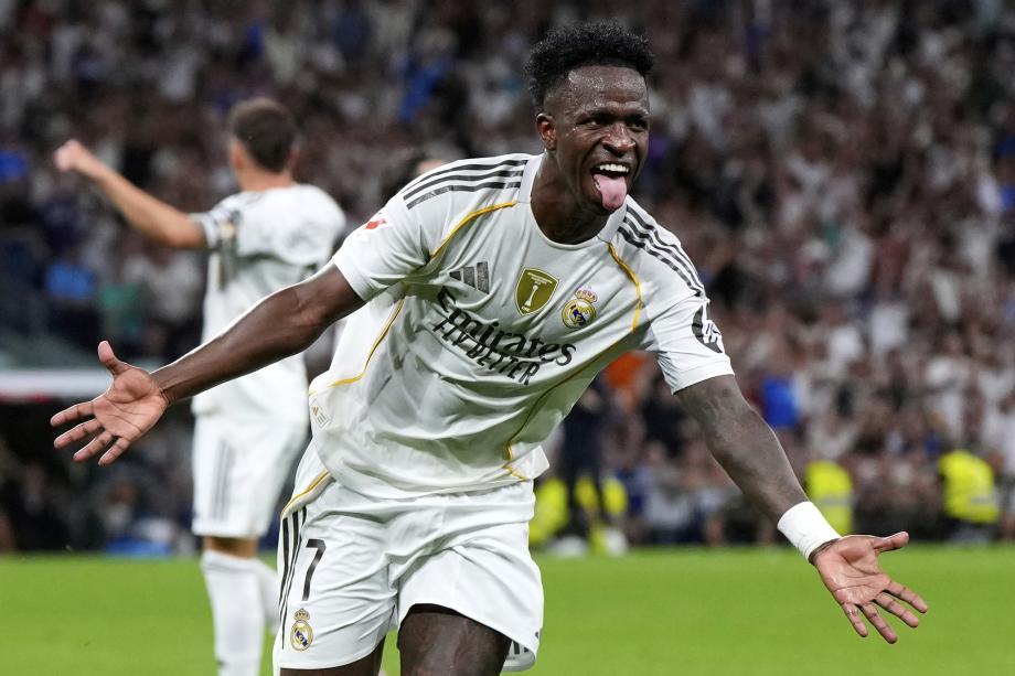 的互喂关系 的互喂关系